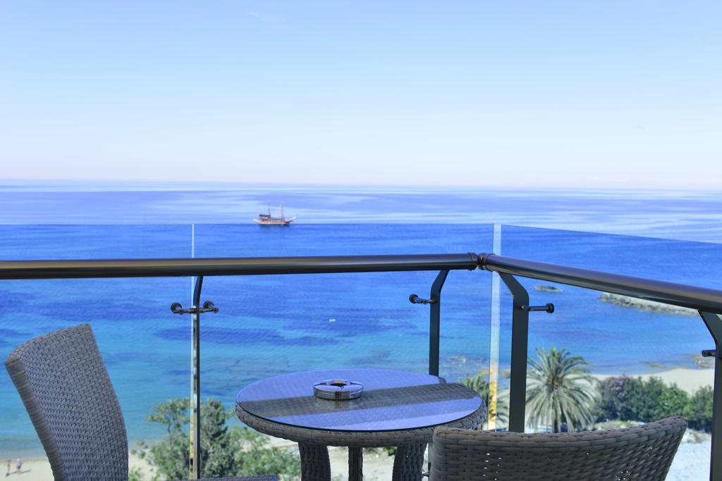 Azura Deluxe Resort & Spa 아브살라르 외부 사진